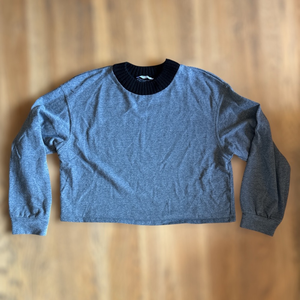Zara size M cropped boxy sweater